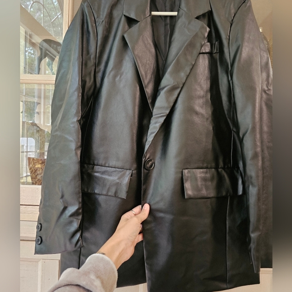 Princess Polly Jocelyn Blazer - Picture 7 of 10